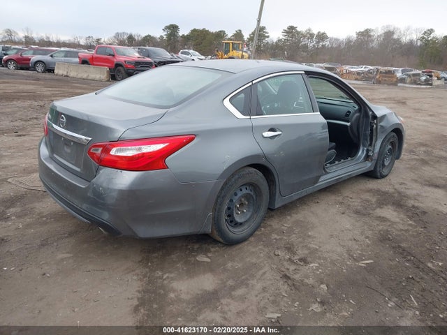 1N4AL3AP7HN362808 Nissan Altima 2.5 S
