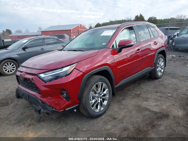 2T3A1RFVXRW467380 Toyota Rav4 Xle Premium