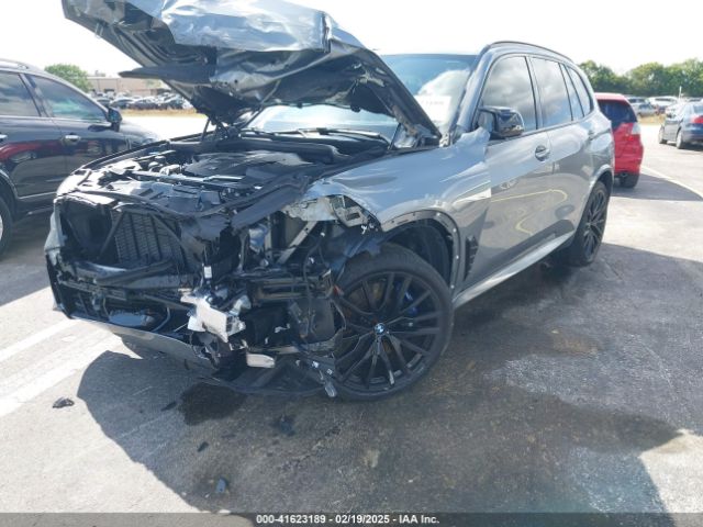 5UX33EU03S9X62019 BMW X5 M60i