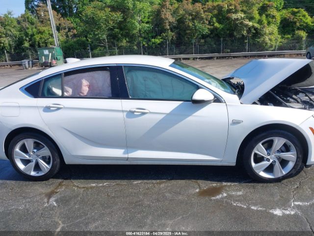 W04GL6SX4J1074546 Buick Regal Sportback Preferred