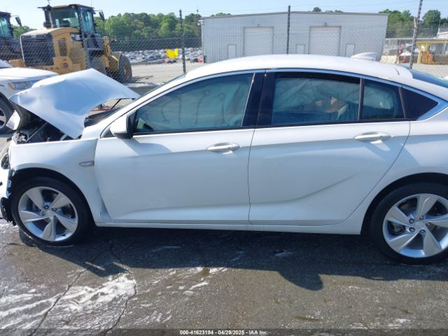 W04GL6SX4J1074546 Buick Regal Sportback Preferred