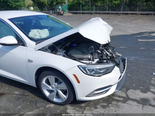 W04GL6SX4J1074546 Buick Regal Sportback Preferred