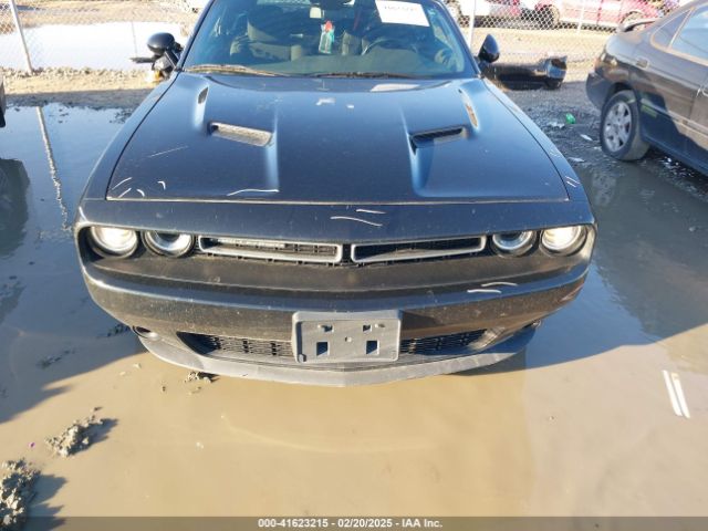 2C3CDZAG7LH203330 Dodge Challenger Sxt