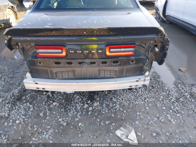 2C3CDZAG7LH203330 Dodge Challenger Sxt