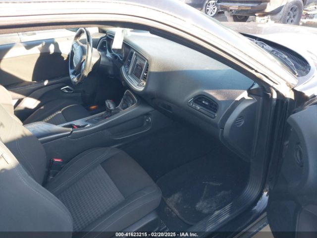2C3CDZAG7LH203330 Dodge Challenger Sxt