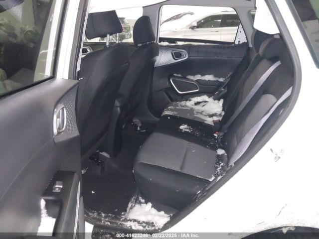 KNDJ23AU1P7843806 KIA SOUL LX