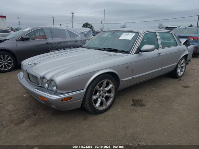 2000 JAGUAR XJR SAJDA15BXYMF13991 Photo 1