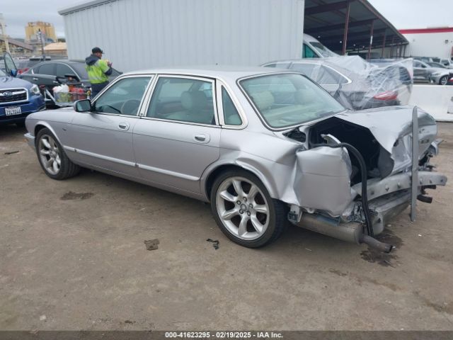 2000 JAGUAR XJR SAJDA15BXYMF13991 Photo 2
