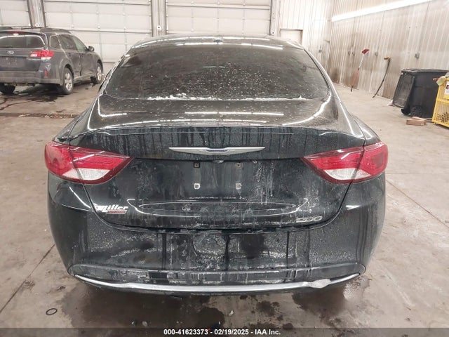 Chrysler 200 Limited 2015 1C3CCCAB2FN696575 Image 17