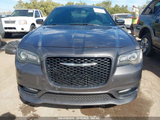 2C3CCABG8JH243562 Chrysler 300 300s