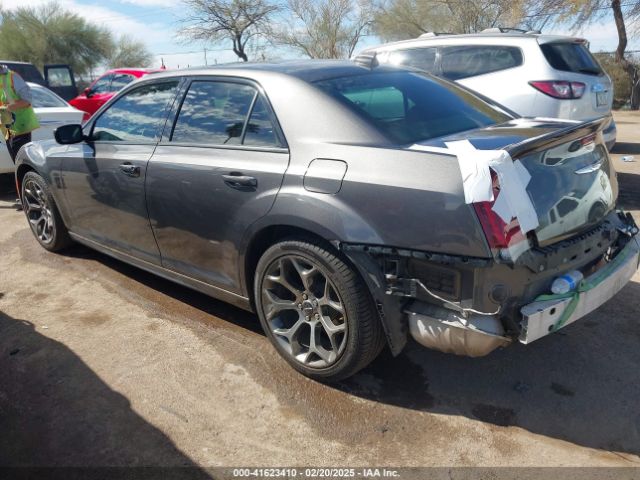 2018 CHRYSLER 300 2C3CCABG8JH243562 Photo 2