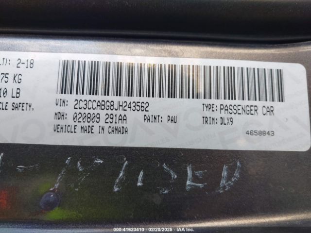 2018 CHRYSLER 300 2C3CCABG8JH243562 Photo 8