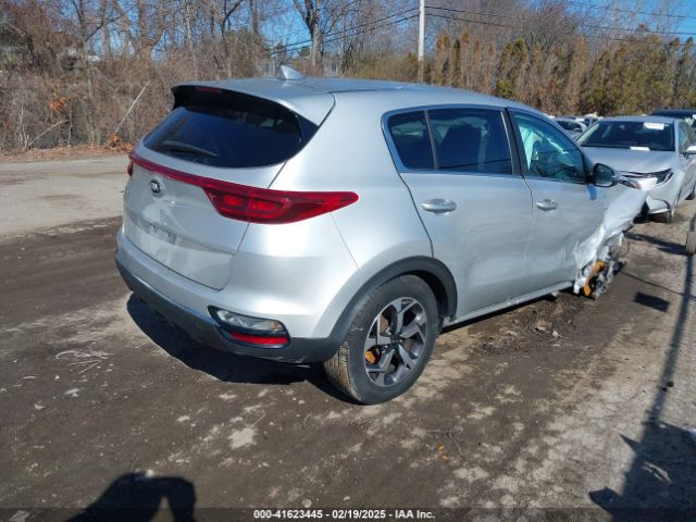 2021 KIA SPORTAGE KNDPMCAC2M7918181 Photo 3