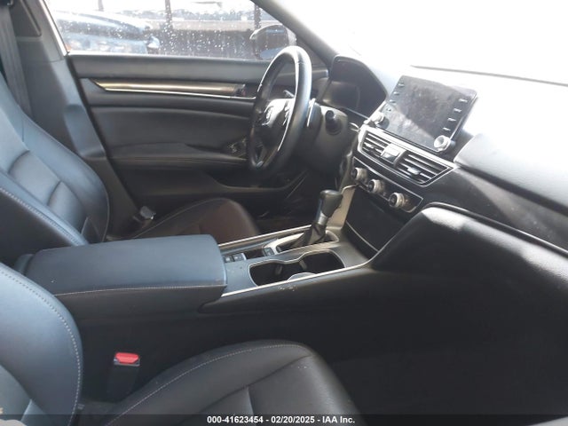 1HGCV1F38LA127262 Honda Accord Sport