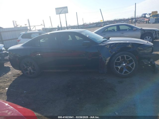 2C3CDXBG8FH752283 Dodge Charger Se