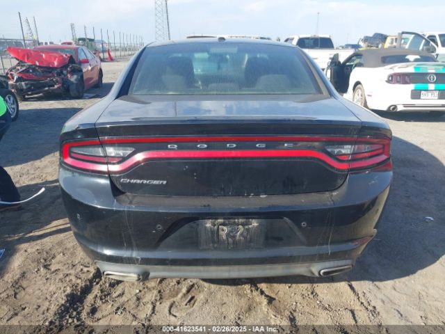 2C3CDXBG8FH752283 Dodge Charger Se