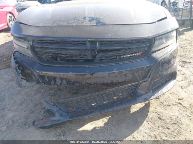 2C3CDXBG8FH752283 Dodge Charger Se