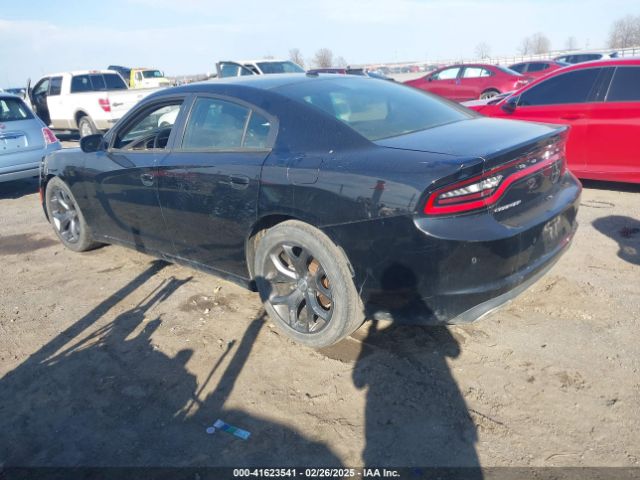 2C3CDXBG8FH752283 Dodge Charger Se