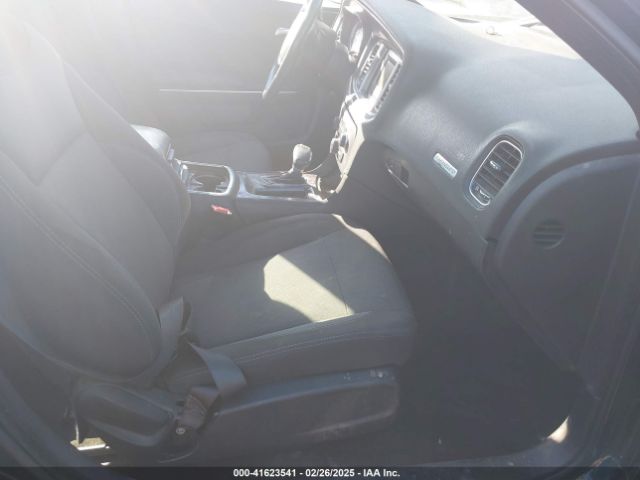 2C3CDXBG8FH752283 Dodge Charger Se