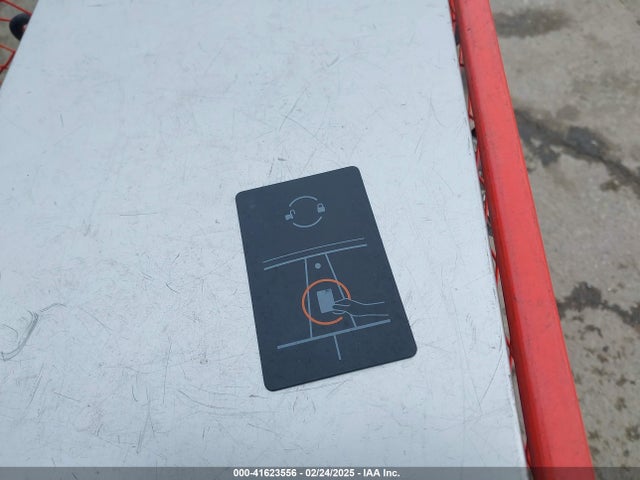 2023 TESLA MODEL Y 7SAYGAEE4PF799790 Photo 10