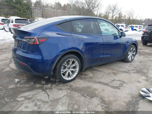 2023 TESLA MODEL Y 7SAYGAEE4PF799790 Photo 3