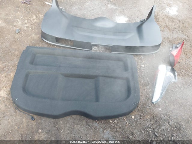 JN1BJ1CP9JW194825 Nissan Rogue Sport S