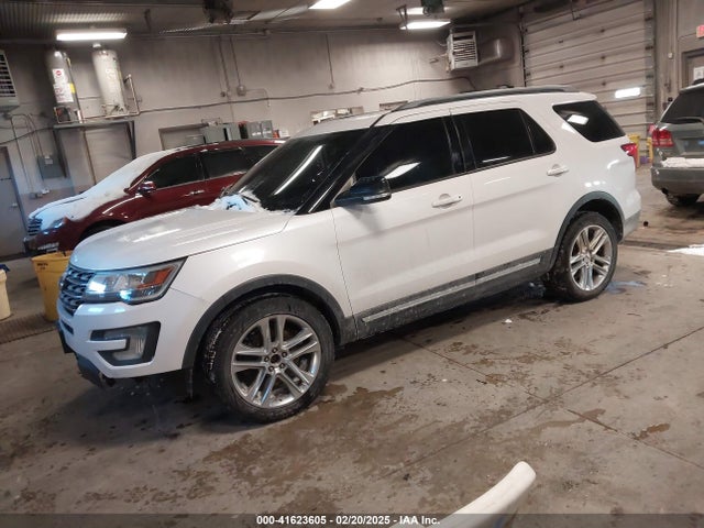 1FM5K8D83HGD37260 Ford EXPLORER XLT
