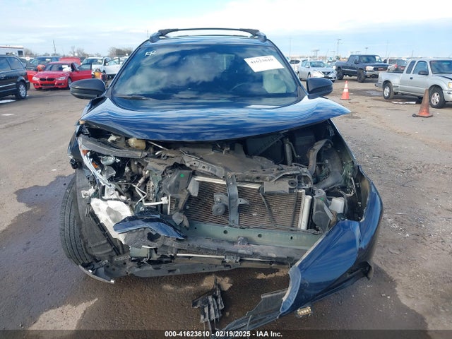 JTMBFREV3JJ729895 Toyota RAV4 LE