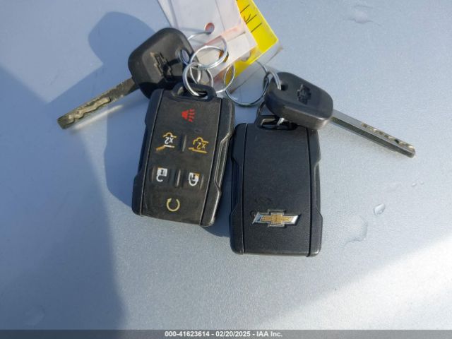1GNSKHKC4JR130845 Chevrolet Suburban Lt