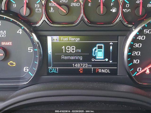 1GNSKHKC4JR130845 Chevrolet Suburban Lt