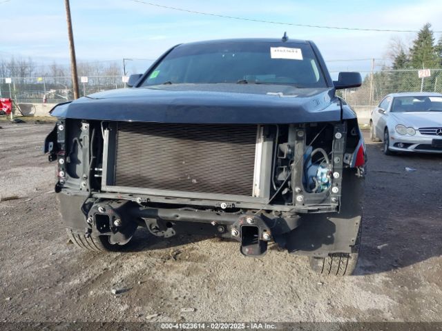 1GNSKHKC4JR130845 Chevrolet Suburban Lt