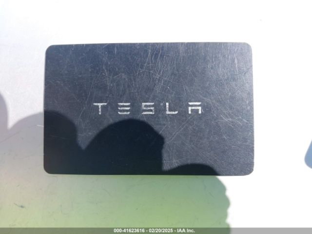 5YJ3E1EA6NF130895 Tesla Model 3 Rear-wheel Drive