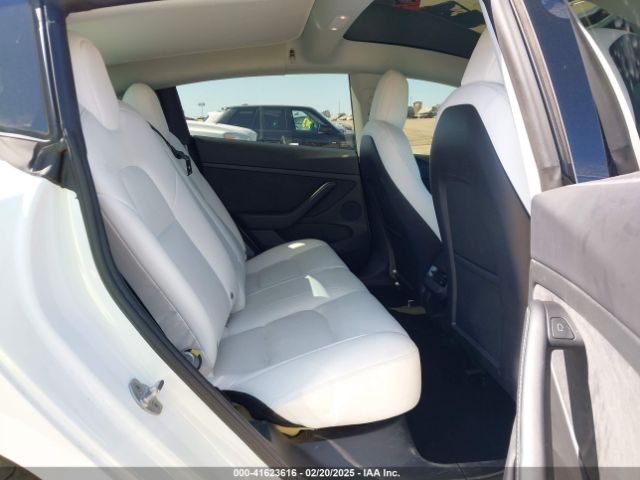 5YJ3E1EA6NF130895 Tesla Model 3 Rear-wheel Drive