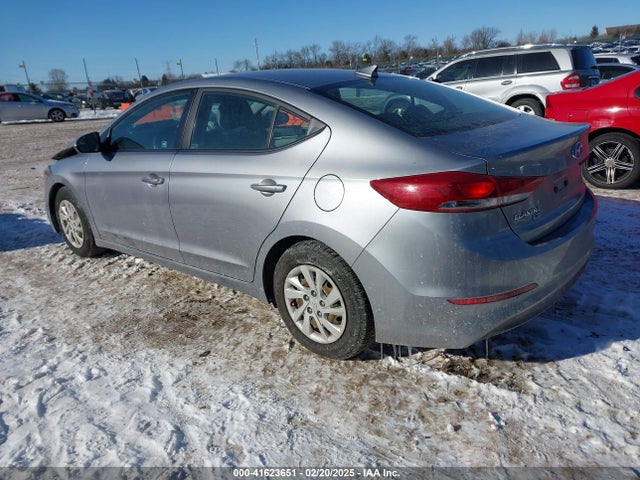 5NPD74LF2HH104105 Hyundai ELANTRA SE