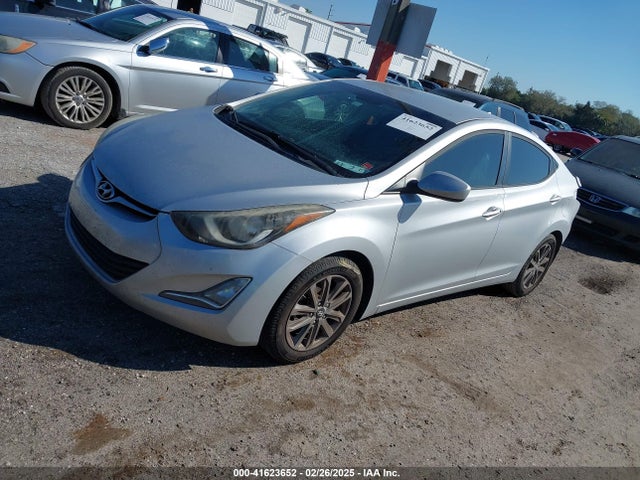 Hyundai ELANTRA SE 2014 KMHDH4AE4EU201973 Image 2