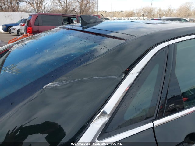 1G6KD5RS6HU158655 Cadillac lgx