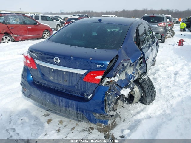 3N1AB7AP8JL637518 Nissan SENTRA SV