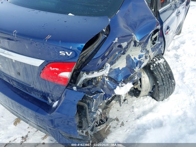 3N1AB7AP8JL637518 Nissan SENTRA SV