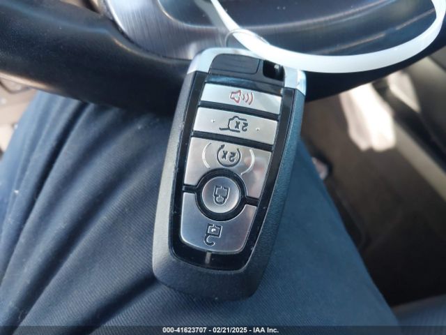 1FMJU1MTXLEA42987 Ford Expedition Platinum