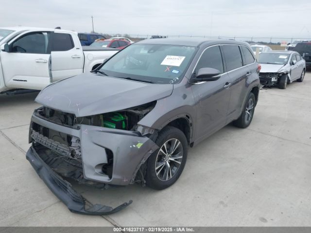 5TDZZRFH3JS251057 Toyota Highlander Le