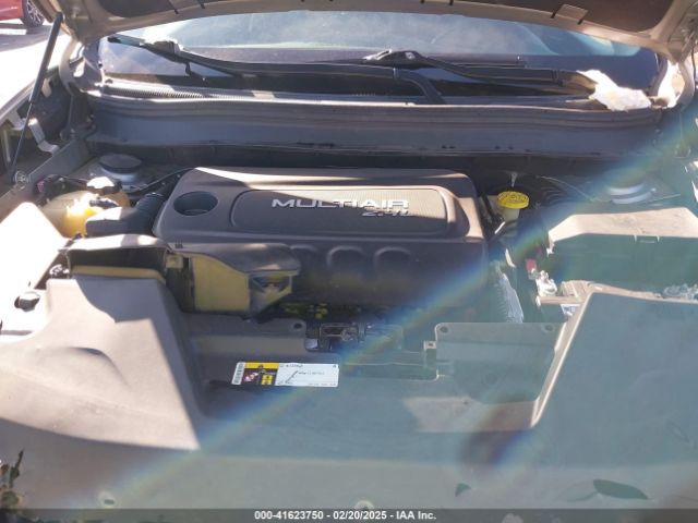 1C4PJLCB4GW290583 Jeep Cherokee Latitude