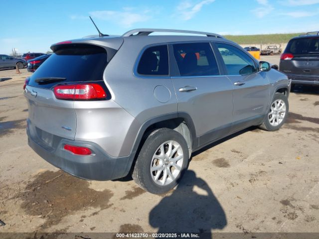 1C4PJLCB4GW290583 Jeep Cherokee Latitude