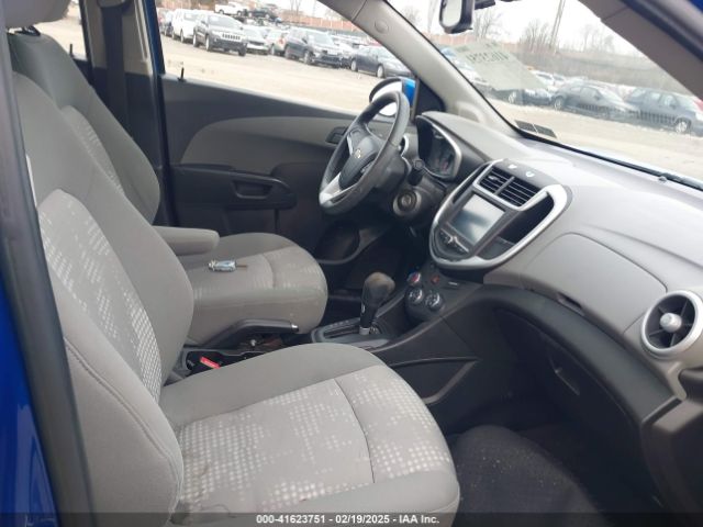 1G1JB5SGXH4137367 Chevrolet Sonic Ls Auto