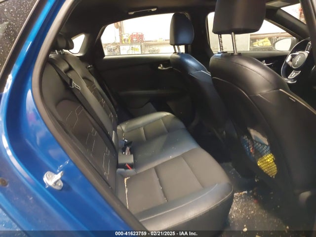 3KPF54AD7PE538250 KIA Forte Gt-line