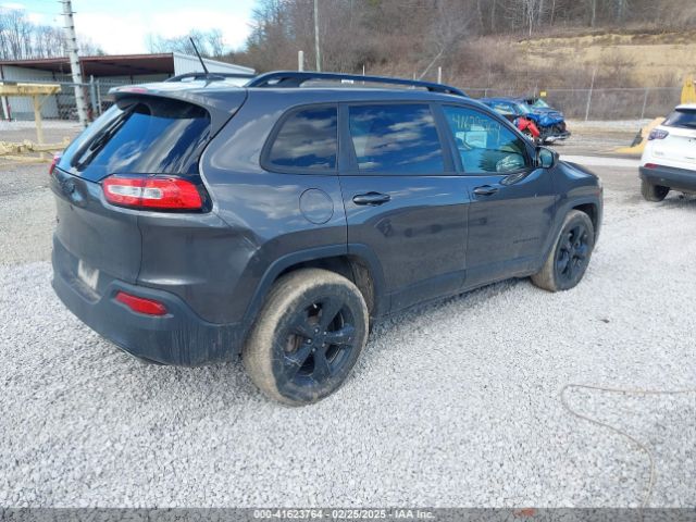 1C4PJMCX1JD593518 Jeep Cherokee Latitude 4x4