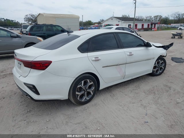 3KPF24AD5KE049170 KIA Forte Lxs