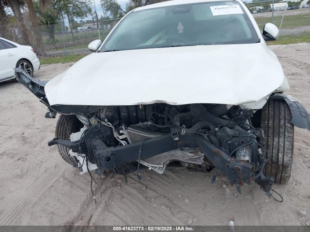 3KPF24AD5KE049170 KIA Forte Lxs