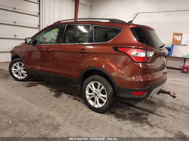 1FMCU9HD0JUA59990 Ford ESCAPE SEL