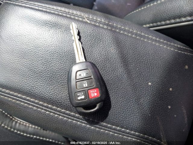 2T1BURHE9EC187723 Toyota Corolla S Plus