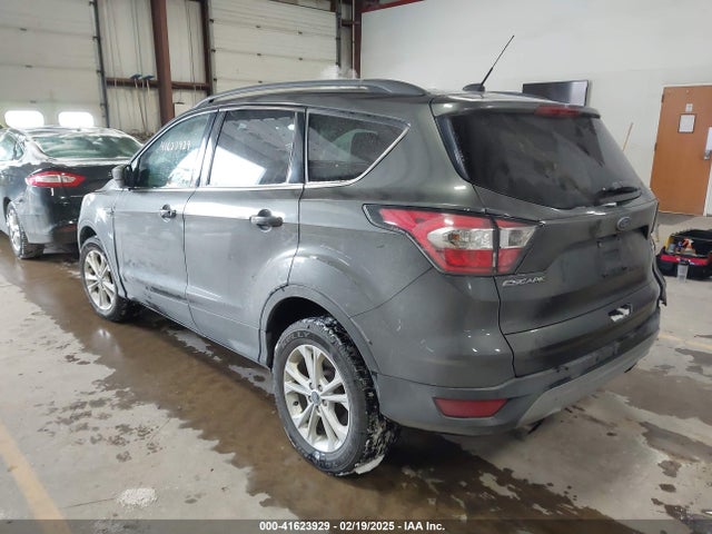 1FMCU9G99HUC68863 Ford ESCAPE SE